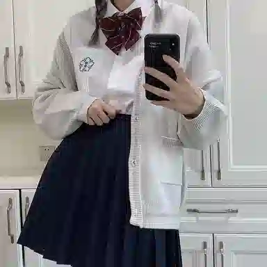 东鲸岁时记 刺绣单排扣翻领长袖 樱时衬衫 女款