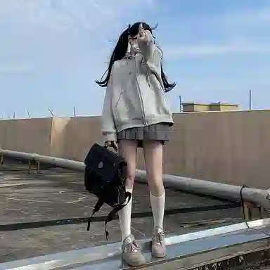 东鲸岁时记 纯色拉链宽松字母刺绣加绒开衫连帽卫衣 女款