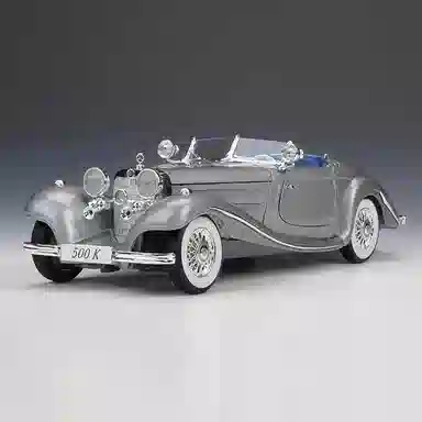 Maisto 118 1936 Mercedes-Benz 500 Klyp Spec