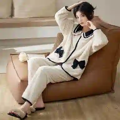 小情歌 珊瑚绒睡衣 冬季 加绒加厚保暖御寒家居服 女款  白色