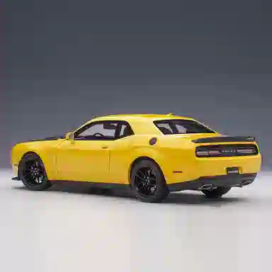 AUTOart 118 SRT HELLCAT WIDEBODY