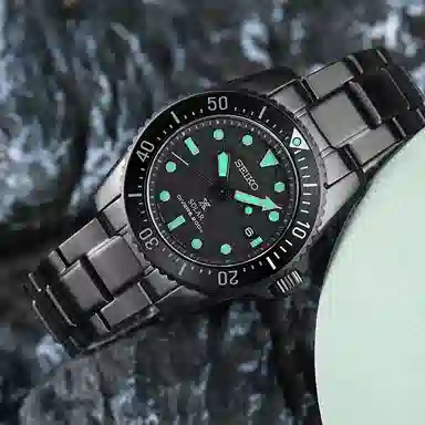 SEIKO PROSPEX 38.5mm SNE587P1