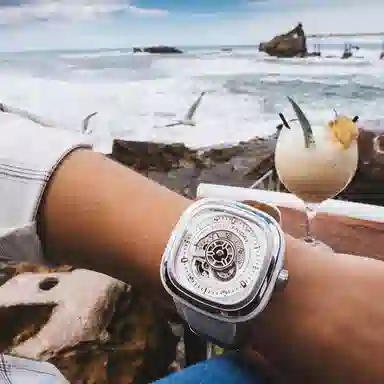 SEVENFRIDAY P 47.6mm*47mm P1C01