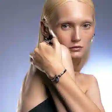 STUGAZI Puffy Butterfly Cuff