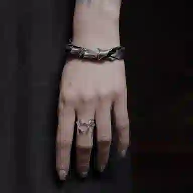 Empress47 ETERNAL CURVE 925