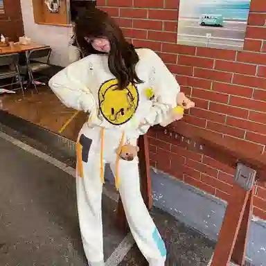 13 DEMARZO x SMILEY Logo