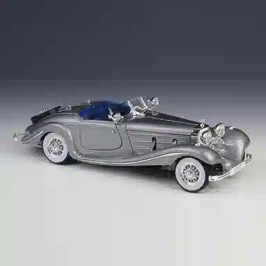 Maisto 118 1936 Mercedes-Benz 500 Klyp Spec