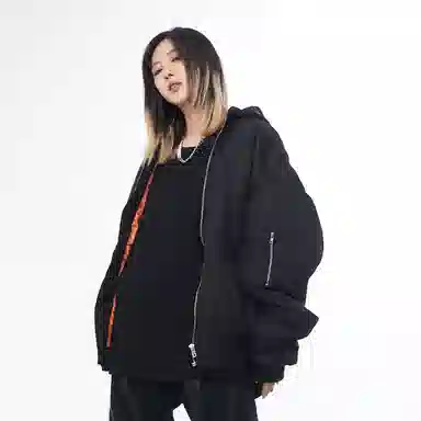 11ESTRANGER ASTRANGER