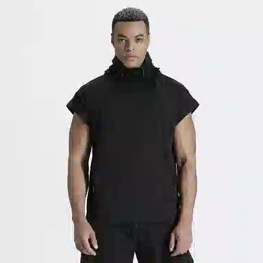 NORVINCY T