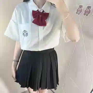 东鲸岁时记 卡通动物图案翻领纯色内搭短袖衬衫 女款 白色