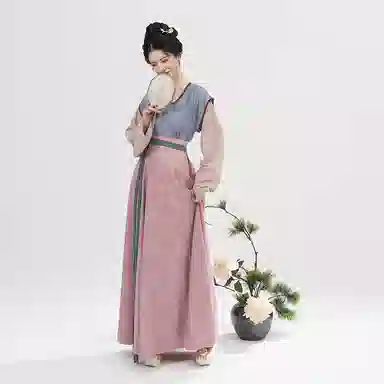 织造司 碧城 唐制拼色印花唐褙子圆领衫八破裙三套装原创汉服 女款