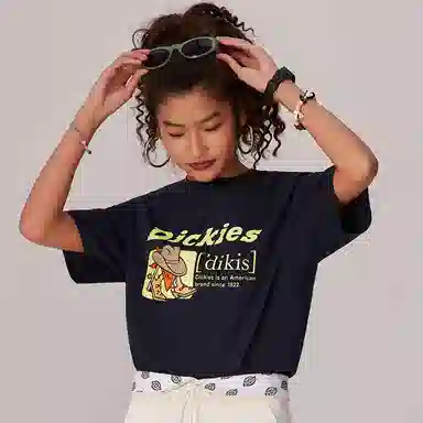 Dickies T