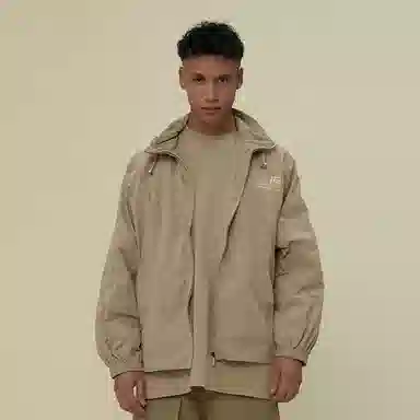 11ESTRANGER ASTRANGER