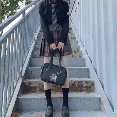 东鲸岁时记 格纹褶皱高腰短款高腰半身裙 女款