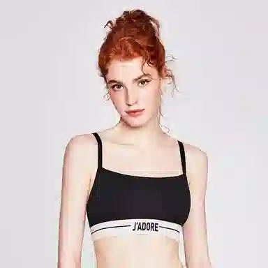 MISS CURIOSITY x J'ADORE