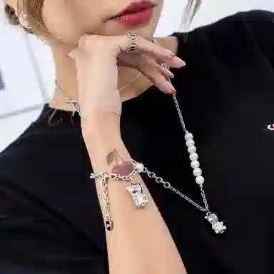 Xotic Bear Split-Pearl Bracelet