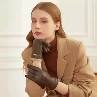 ELLE