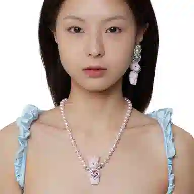 YVMIN Paradise Series Pearl Flower Bunny Ear Earring