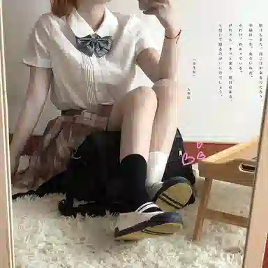 东鲸岁时记 格子制服百褶半身裙 女款