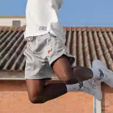 UZIS
