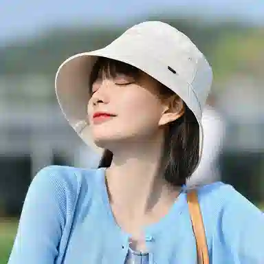 SIGGI STUDIOS Bucket Hat Black