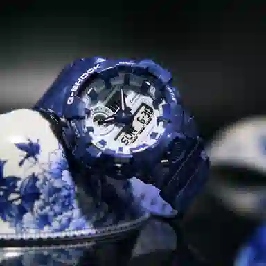 CASIO G-SHOCK GA-700BWP-2APFQ