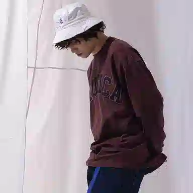 nautica white sail LogoT