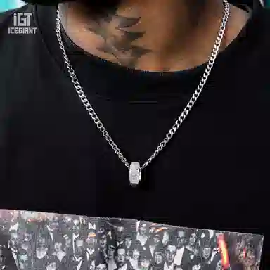 iGT Nut Pendant