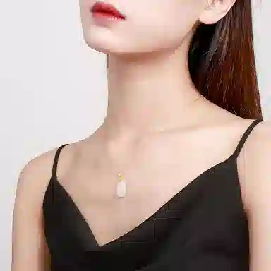 周六福 金镶玉白玉如意玉坠挂坠不含链 足金 田玉 吊坠 女款