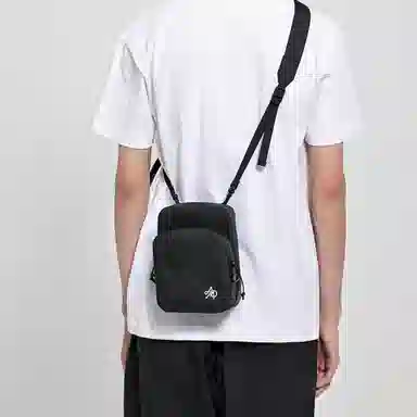 the MAD HATcher AQUA