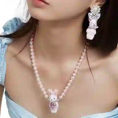 YVMIN Paradise Series Pearl Flower Bunny Ear Earring