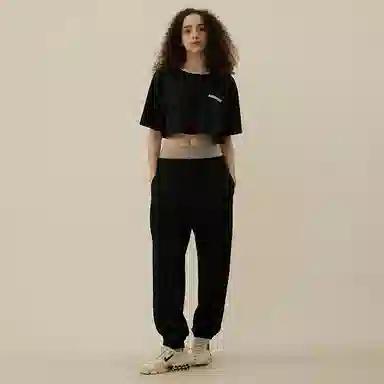 11ESTRANGER ASTRANGER