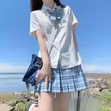 东鲸岁时记 刺绣领带翻领单排扣短袖衬衫 女款