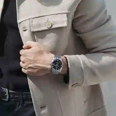 TITONI 40mm 83908-S-687