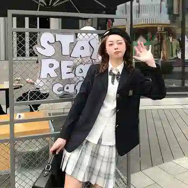 东鲸岁时记 格纹百褶高腰半身裙 女款