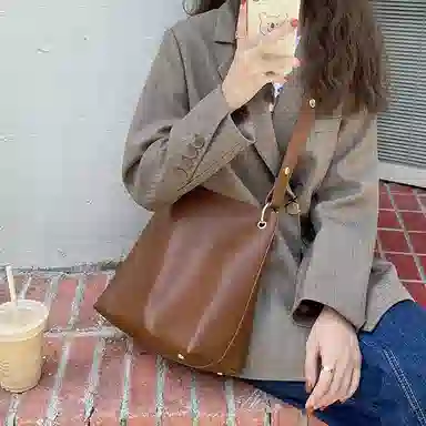 MARKANGARO MK PU Tote