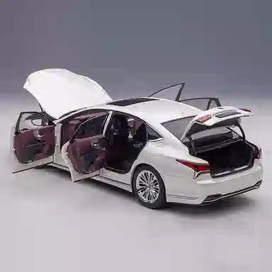 AUTOart 118 LS 500H