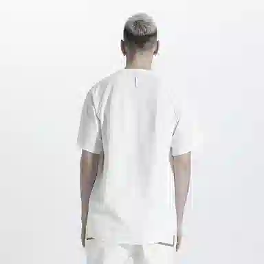 NORVINCY T