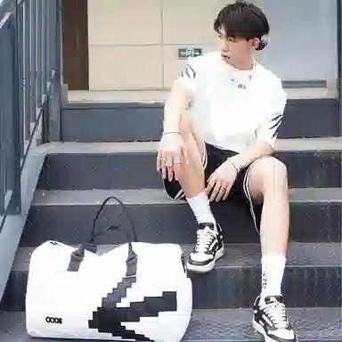 MIRACLE KILL Dual Blade Badge Shorts