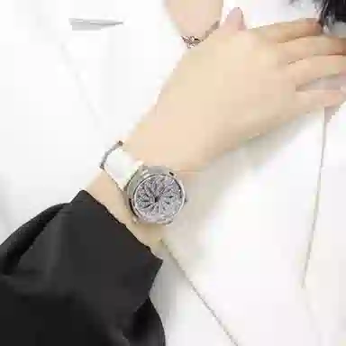 VRQ L15 Quartz Watch