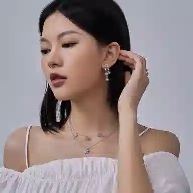 Glam Everins