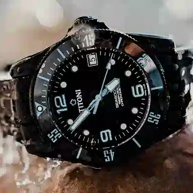 TITONI 600 42mm 83600 C-BL-256