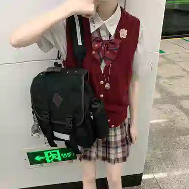 东鲸岁时记 高腰格子百褶半身裙 女款