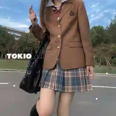 东鲸岁时记 纯色单排扣翻领休闲 布朗茶茶西装 女款