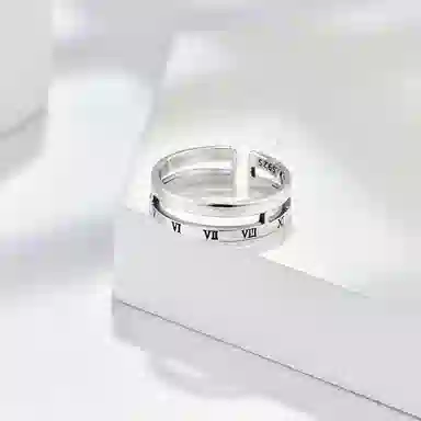 L’Estate Felice L Series LF Roman Numeral Ring