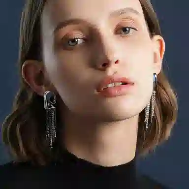 恋朵 艺术系列 个性耳环 长款流苏款耳坠原创设计小众轻奢高级戴珍珠耳环的少女 #闪耀银河#