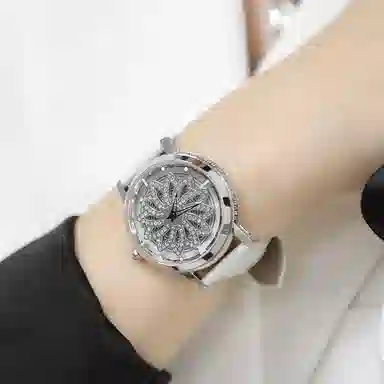 VRQ L15 Quartz Watch