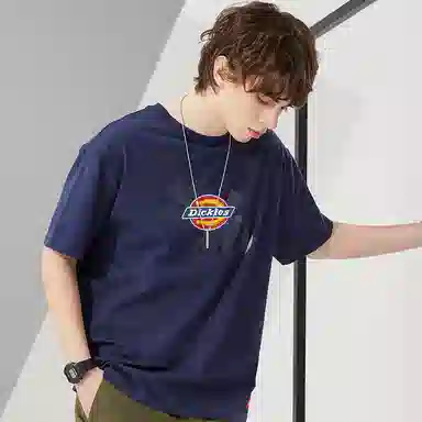 Dickies T