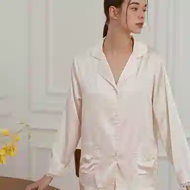 弗利少女 冰丝高级缎感翻领薄款春秋可外穿长袖长裤家居服睡衣套装 女款 浅香槟