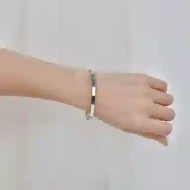 DAISY FELLOWES Eternal Love Bracelet